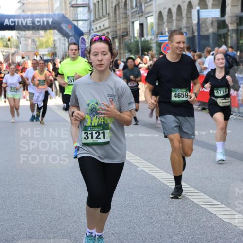 07.09.2025 - BARMER Alsterlauf Strokosch-Dieckow http://msf.ph/oto/8756659 07.09.2025 10:13:50 Ziel 2073, 2232, 2264, 2296, 2403, 2688, 2929, 2930, 3236, 3346, 3503, 3504, 3697, 3734, 3735, 3929, 4213, 4489, 4553, 4699, 5062, 5277, 5278, 5468, 5795, 5830, 6145, 6165, 6282, 6284, 6337, 8101, 8120, 8195, 8224, 8226, 8257 meine-sportfotos.de