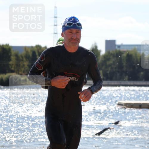 07.09.2025 - 19. Norderstedt Triathlon Luisa Fischer http://msf.ph/oto/8756703 07.09.2025 13:29:37 Schwimmen 422, 1011, 1041, 1457 meine-sportfotos.de