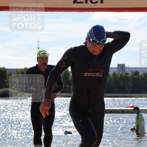 07.09.2025 - 19. Norderstedt Triathlon Luisa Fischer http://msf.ph/oto/8756711 07.09.2025 13:29:38 Schwimmen 422, 1011, 1041, 1457 meine-sportfotos.de