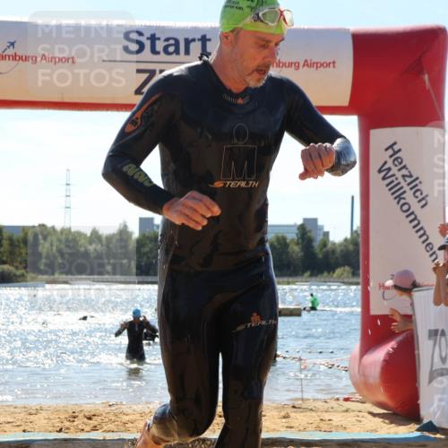 07.09.2025 - 19. Norderstedt Triathlon Luisa Fischer http://msf.ph/oto/8756734 07.09.2025 13:29:40 Schwimmen 422, 1011, 1457 meine-sportfotos.de
