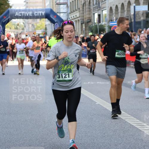 07.09.2025 - BARMER Alsterlauf Strokosch-Dieckow http://msf.ph/oto/8756767 07.09.2025 10:13:50 Ziel 2073, 2232, 2264, 2296, 2403, 2688, 2929, 2930, 3236, 3346, 3503, 3504, 3697, 3734, 3735, 3929, 4213, 4489, 4553, 4699, 5062, 5277, 5278, 5468, 5795, 5830, 6145, 6165, 6282, 6284, 6337, 8101, 8120, 8195, 8224, 8226, 8257 meine-sportfotos.de