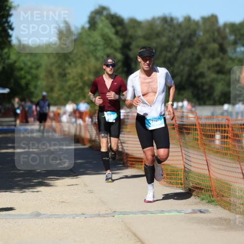 07.09.2025 - 19. Norderstedt Triathlon Michael Strokosch http://msf.ph/oto/8756777 07.09.2025 14:54:30 Laufen 388, 393, 422, 1020 meine-sportfotos.de