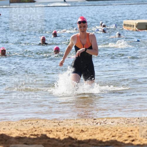 07.09.2025 - 19. Norderstedt Triathlon Luisa Fischer http://msf.ph/oto/8756798 07.09.2025 11:46:35 Schwimmen 244, 258, 724, 737, 1251 meine-sportfotos.de