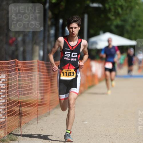 07.09.2025 - 19. Norderstedt Triathlon Michael Strokosch http://msf.ph/oto/8756801 07.09.2025 12:04:08 Laufen 279, 1183, 1278, 1306 meine-sportfotos.de
