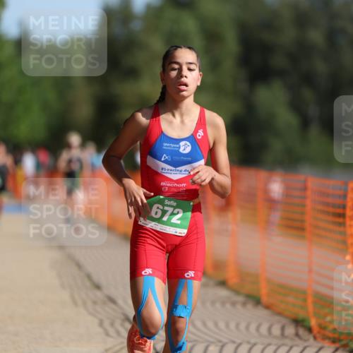 07.09.2025 - 19. Norderstedt Triathlon Michael Strokosch http://msf.ph/oto/8756813 07.09.2025 10:42:36 Laufen 652, 672 meine-sportfotos.de