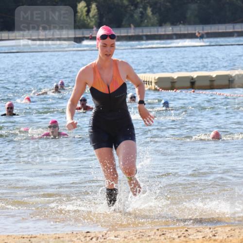 07.09.2025 - 19. Norderstedt Triathlon Luisa Fischer http://msf.ph/oto/8756830 07.09.2025 11:46:37 Schwimmen 244, 258, 724, 737, 1251 meine-sportfotos.de