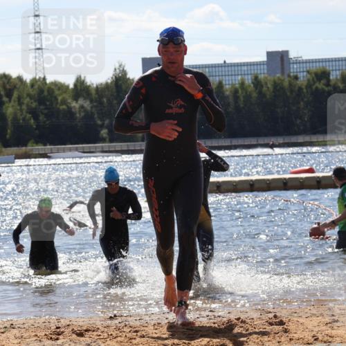 07.09.2025 - 19. Norderstedt Triathlon Luisa Fischer http://msf.ph/oto/8756836 07.09.2025 13:30:18 Schwimmen 980, 981, 986, 1009 meine-sportfotos.de