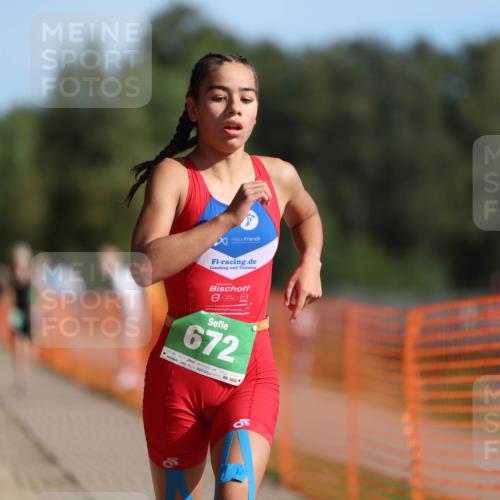 07.09.2025 - 19. Norderstedt Triathlon Michael Strokosch http://msf.ph/oto/8756837 07.09.2025 10:42:36 Laufen 652, 672 meine-sportfotos.de