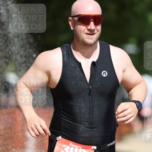 07.09.2025 - 19. Norderstedt Triathlon Michael Strokosch http://msf.ph/oto/8756863 07.09.2025 12:50:37 Laufen 182, 236, 308, 1293 meine-sportfotos.de