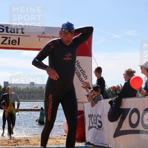 07.09.2025 - 19. Norderstedt Triathlon Luisa Fischer http://msf.ph/oto/8756873 07.09.2025 13:30:21 Schwimmen 980, 981, 986, 1009, 1018 meine-sportfotos.de