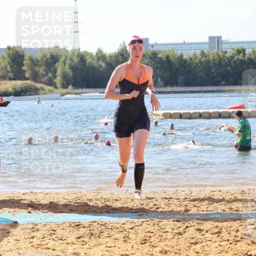 07.09.2025 - 19. Norderstedt Triathlon Luisa Fischer http://msf.ph/oto/8756890 07.09.2025 11:46:39 Schwimmen 244, 724, 1251 meine-sportfotos.de