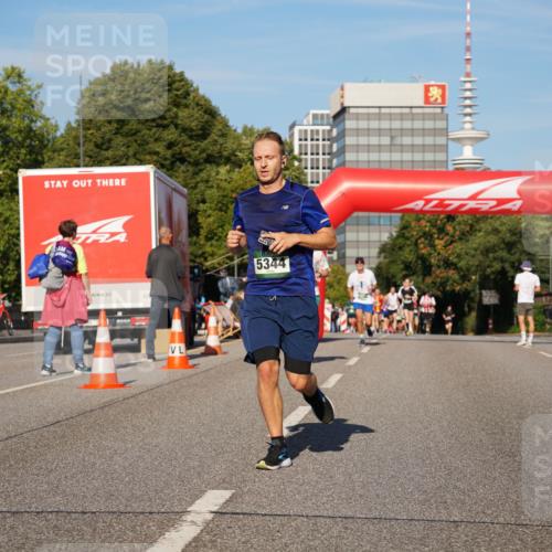 07.09.2025 - BARMER Alsterlauf Yannick Fuchs http://msf.ph/oto/8756891 07.09.2025 09:38:27 Laufen 5344 meine-sportfotos.de
