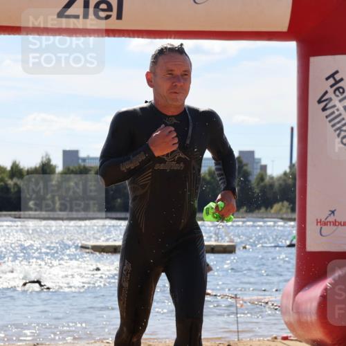 07.09.2025 - 19. Norderstedt Triathlon Luisa Fischer http://msf.ph/oto/8756908 07.09.2025 13:30:27 Schwimmen 980, 981, 1009, 1018 meine-sportfotos.de