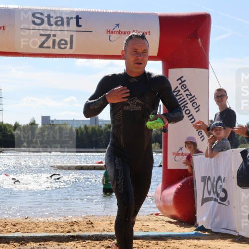 07.09.2025 - 19. Norderstedt Triathlon Luisa Fischer http://msf.ph/oto/8756911 07.09.2025 13:30:27 Schwimmen 980, 981, 1009, 1018 meine-sportfotos.de