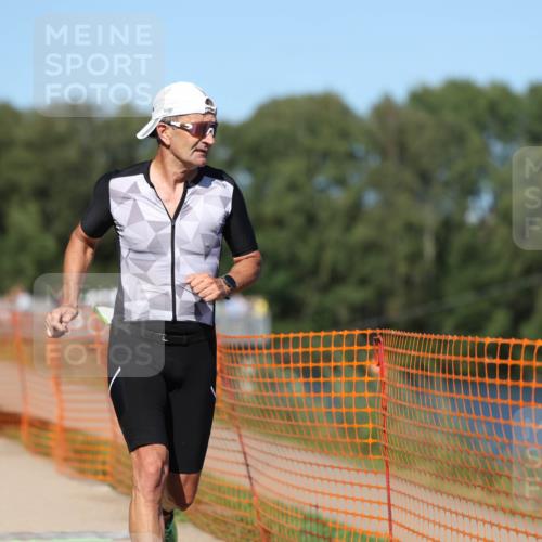 07.09.2025 - 19. Norderstedt Triathlon Michael Strokosch http://msf.ph/oto/8756925 07.09.2025 14:54:42 Laufen 964 meine-sportfotos.de