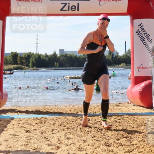07.09.2025 - 19. Norderstedt Triathlon Luisa Fischer http://msf.ph/oto/8756936 07.09.2025 11:46:41 Schwimmen 244, 724, 1251 meine-sportfotos.de