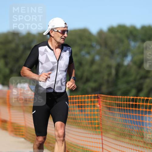07.09.2025 - 19. Norderstedt Triathlon Michael Strokosch http://msf.ph/oto/8756937 07.09.2025 14:54:42 Laufen 964 meine-sportfotos.de