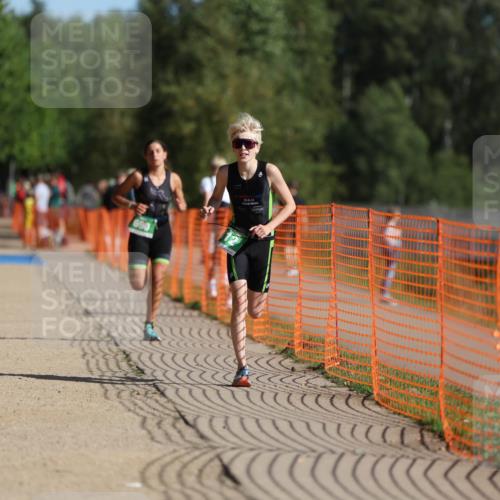 07.09.2025 - 19. Norderstedt Triathlon Michael Strokosch http://msf.ph/oto/8756948 07.09.2025 10:42:40 Laufen 112, 672, 690 meine-sportfotos.de