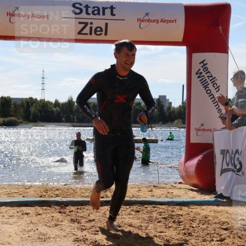07.09.2025 - 19. Norderstedt Triathlon Luisa Fischer http://msf.ph/oto/8756956 07.09.2025 13:30:40 Schwimmen 1039 meine-sportfotos.de