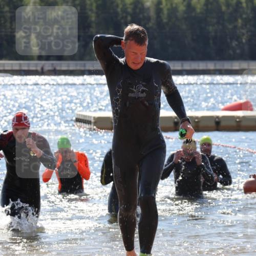 07.09.2025 - 19. Norderstedt Triathlon Luisa Fischer http://msf.ph/oto/8756965 07.09.2025 13:30:44 Schwimmen 958, 971, 1039 meine-sportfotos.de