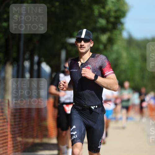 07.09.2025 - 19. Norderstedt Triathlon Michael Strokosch http://msf.ph/oto/8756996 07.09.2025 12:50:43 Laufen 182, 792, 803, 1220, 1293, 1378 meine-sportfotos.de