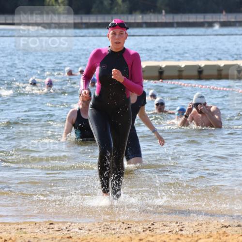 07.09.2025 - 19. Norderstedt Triathlon Luisa Fischer http://msf.ph/oto/8757006 07.09.2025 11:46:55 Schwimmen 1248, 1382 meine-sportfotos.de