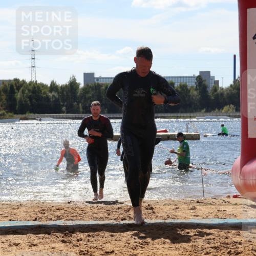 07.09.2025 - 19. Norderstedt Triathlon Luisa Fischer http://msf.ph/oto/8757007 07.09.2025 13:30:47 Schwimmen 958, 971, 995, 1039 meine-sportfotos.de