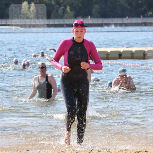 07.09.2025 - 19. Norderstedt Triathlon Luisa Fischer http://msf.ph/oto/8757013 07.09.2025 11:46:56 Schwimmen 293, 721, 1248, 1382 meine-sportfotos.de