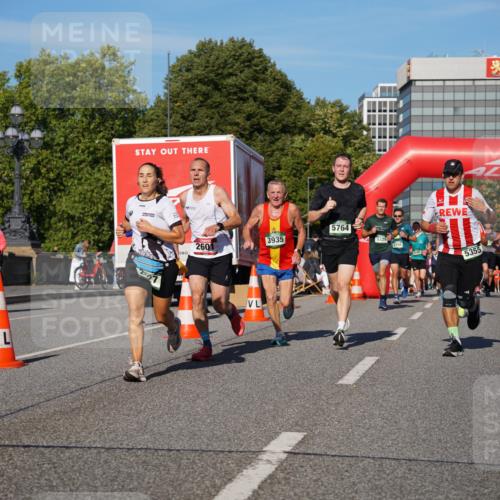 07.09.2025 - BARMER Alsterlauf Yannick Fuchs http://msf.ph/oto/8757031 07.09.2025 09:38:41 Laufen 3935, 2601, 5764, 5355 meine-sportfotos.de