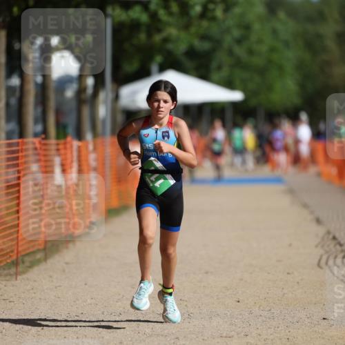 07.09.2025 - 19. Norderstedt Triathlon Michael Strokosch http://msf.ph/oto/8757039 07.09.2025 11:01:46 Laufen 111 meine-sportfotos.de