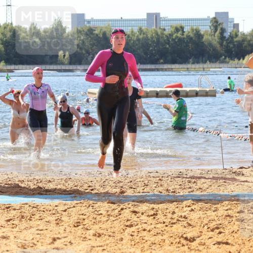 07.09.2025 - 19. Norderstedt Triathlon Luisa Fischer http://msf.ph/oto/8757047 07.09.2025 11:46:58 Schwimmen 293, 721, 1248, 1382 meine-sportfotos.de