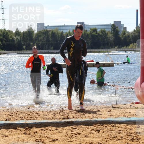 07.09.2025 - 19. Norderstedt Triathlon Luisa Fischer http://msf.ph/oto/8757054 07.09.2025 13:30:52 Schwimmen 872, 958, 971, 985, 995, 1401 meine-sportfotos.de