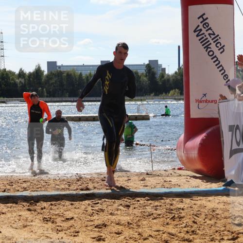 07.09.2025 - 19. Norderstedt Triathlon Luisa Fischer http://msf.ph/oto/8757064 07.09.2025 13:30:53 Schwimmen 872, 958, 971, 985, 995, 1401 meine-sportfotos.de
