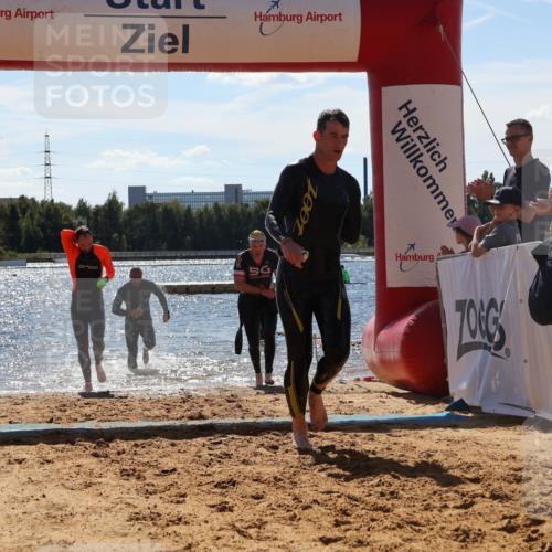 07.09.2025 - 19. Norderstedt Triathlon Luisa Fischer http://msf.ph/oto/8757078 07.09.2025 13:30:54 Schwimmen 872, 958, 971, 985, 995, 1401 meine-sportfotos.de