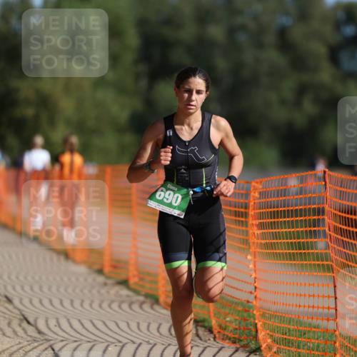 07.09.2025 - 19. Norderstedt Triathlon Michael Strokosch http://msf.ph/oto/8757094 07.09.2025 10:42:44 Laufen 112, 690 meine-sportfotos.de