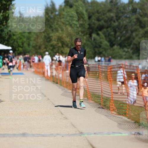 07.09.2025 - 19. Norderstedt Triathlon Michael Strokosch http://msf.ph/oto/8757097 07.09.2025 13:12:48 Laufen 847, 1269 meine-sportfotos.de