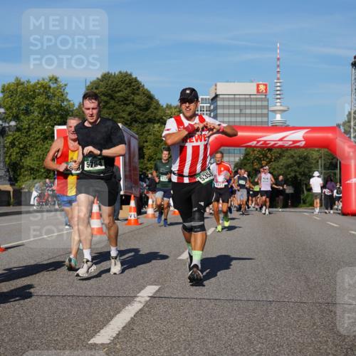 07.09.2025 - BARMER Alsterlauf Yannick Fuchs http://msf.ph/oto/8757102 07.09.2025 09:38:43 Laufen 2601, 5764, 5325, 5355, 5373 meine-sportfotos.de