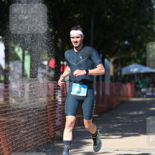 07.09.2025 - 19. Norderstedt Triathlon Michael Strokosch http://msf.ph/oto/8757104 07.09.2025 14:55:01 Laufen 398, 900 meine-sportfotos.de