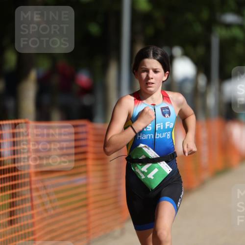 07.09.2025 - 19. Norderstedt Triathlon Michael Strokosch http://msf.ph/oto/8757119 07.09.2025 11:01:48 Laufen 111 meine-sportfotos.de