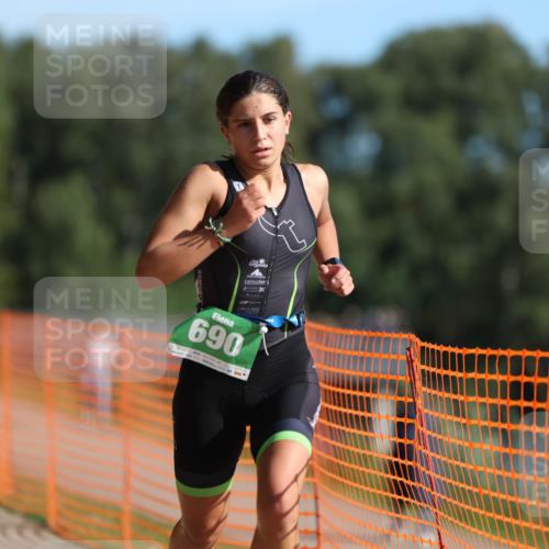 07.09.2025 - 19. Norderstedt Triathlon Michael Strokosch http://msf.ph/oto/8757127 07.09.2025 10:42:45 Laufen 112, 690 meine-sportfotos.de