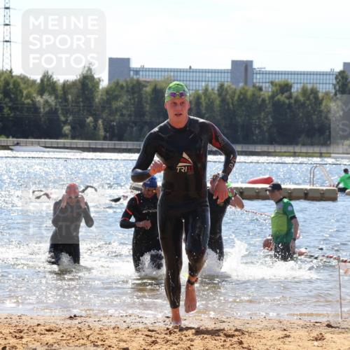 07.09.2025 - 19. Norderstedt Triathlon Luisa Fischer http://msf.ph/oto/8757145 07.09.2025 13:32:20 Schwimmen 993, 1010, 1416 meine-sportfotos.de