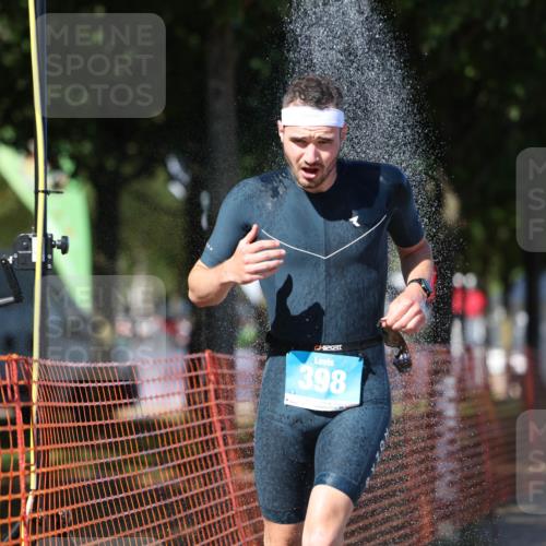 07.09.2025 - 19. Norderstedt Triathlon Michael Strokosch http://msf.ph/oto/8757154 07.09.2025 14:55:02 Laufen 398, 900 meine-sportfotos.de