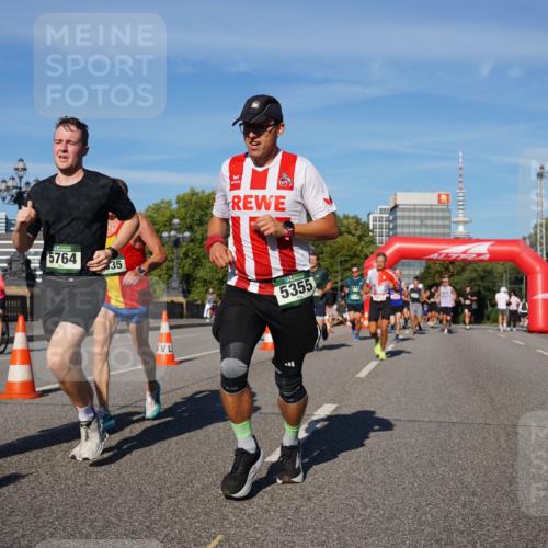 07.09.2025 - BARMER Alsterlauf Yannick Fuchs http://msf.ph/oto/8757156 07.09.2025 09:38:44 Laufen 5764, 35, 5355 meine-sportfotos.de