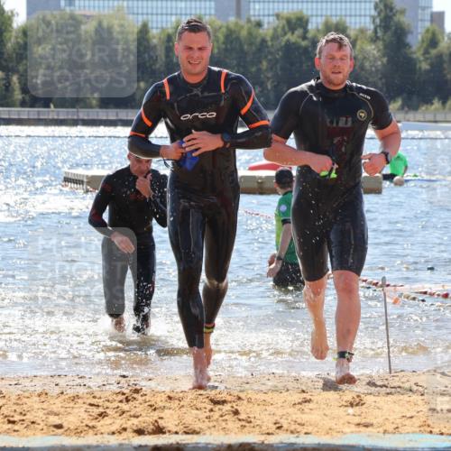 07.09.2025 - 19. Norderstedt Triathlon Luisa Fischer http://msf.ph/oto/8757189 07.09.2025 13:32:23 Schwimmen 428, 993, 1008, 1010, 1416 meine-sportfotos.de