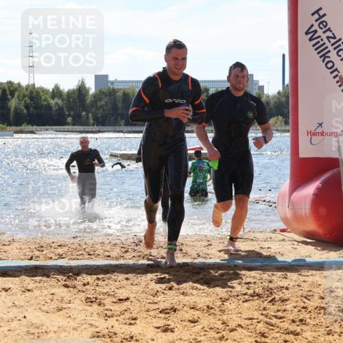 07.09.2025 - 19. Norderstedt Triathlon Luisa Fischer http://msf.ph/oto/8757211 07.09.2025 13:32:25 Schwimmen 428, 993, 1008, 1010, 1416 meine-sportfotos.de