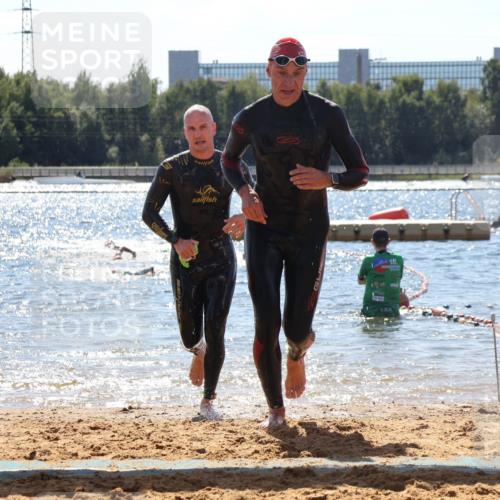 07.09.2025 - 19. Norderstedt Triathlon Luisa Fischer http://msf.ph/oto/8757240 07.09.2025 13:32:28 Schwimmen 428, 993, 1008, 1010, 1416 meine-sportfotos.de