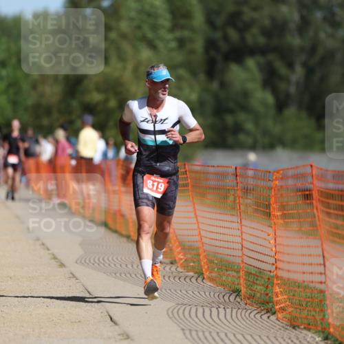 07.09.2025 - 19. Norderstedt Triathlon Michael Strokosch http://msf.ph/oto/8757244 07.09.2025 12:04:27 Laufen 191, 303, 736, 819 meine-sportfotos.de