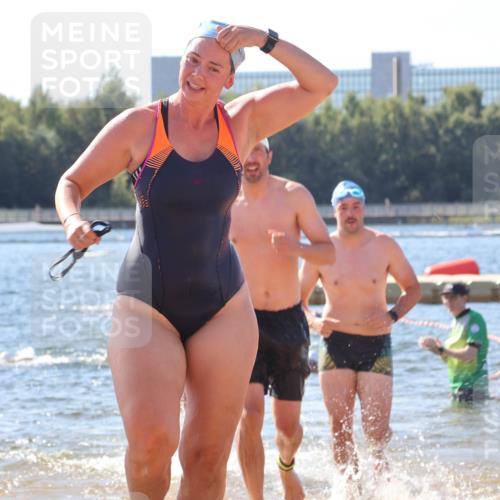 07.09.2025 - 19. Norderstedt Triathlon Luisa Fischer http://msf.ph/oto/8757245 07.09.2025 11:47:11 Schwimmen 150, 156, 176, 189, 293, 701, 721, 1290 meine-sportfotos.de