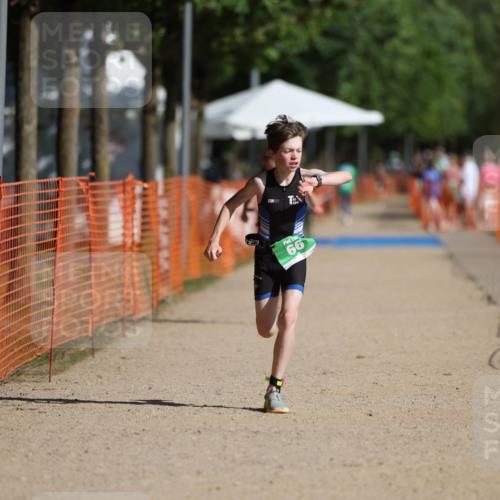 07.09.2025 - 19. Norderstedt Triathlon Michael Strokosch http://msf.ph/oto/8757270 07.09.2025 11:02:41 Laufen 56, 66 meine-sportfotos.de