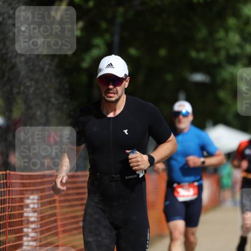 07.09.2025 - 19. Norderstedt Triathlon Michael Strokosch http://msf.ph/oto/8757274 07.09.2025 12:04:28 Laufen 191, 303, 736, 819 meine-sportfotos.de